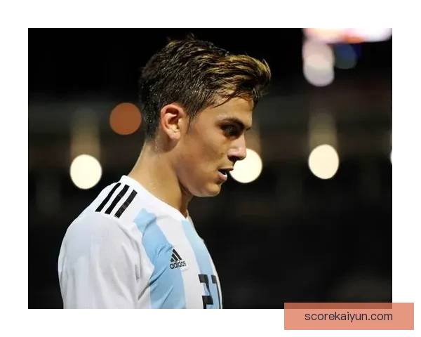 迪巴拉在国家队的表现持续提升，未来前景备受关注。